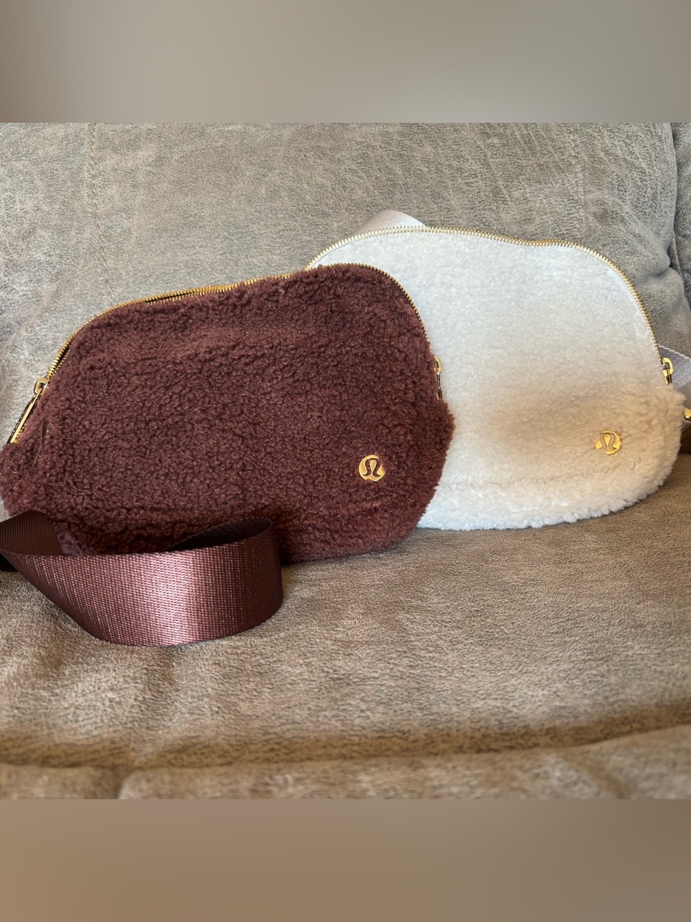 lululemon athletica Sherpa Crossbody Duo - Brown & White